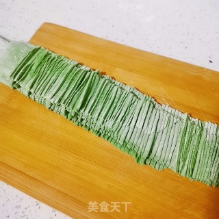 手擀菠菜面的做法步骤：14