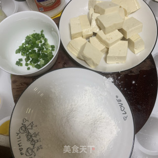 糖醋豆腐，酸酸甜甜就是我的做法步骤：1