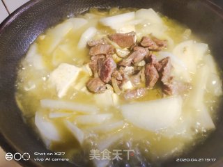 牛肉豆腐炖萝卜的做法步骤：8