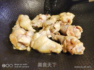 腐竹焖鸡腿的做法步骤：4