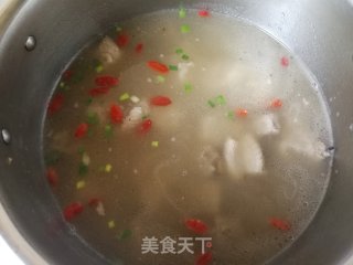 虫草枸杞排骨汤的做法步骤：12