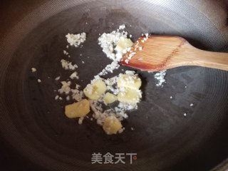 蒜蓉菠菜的做法步骤：2