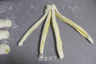 酸奶椰香面包的做法步骤：15