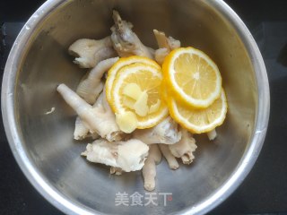 网红美食百香果柠檬鸡爪的做法步骤：9