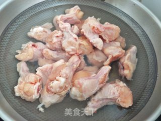 “ 肉类 ”红烧翅根土豆的做法步骤：2