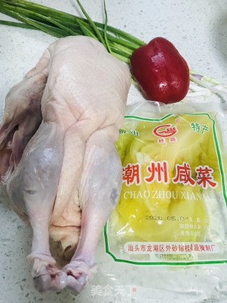 咸菜炒鸭肉#肉菜#的做法步骤：1