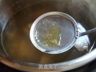 花旗参田七鸡汤的做法步骤：6