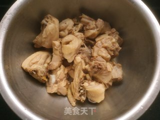 麻辣香锅鸡块的做法步骤：3