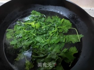 猪肉芹菜饺子的做法步骤：4