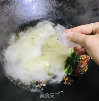 卤鸭的做法步骤：5