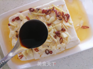 #夏日快手菜#凉拌内酯豆腐 小葱拌豆腐的做法步骤：5