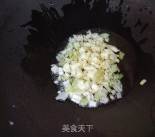 香菇肉末烩豆腐的做法步骤：3