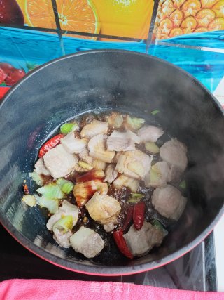 五花肉豆角炖土豆的做法步骤：8