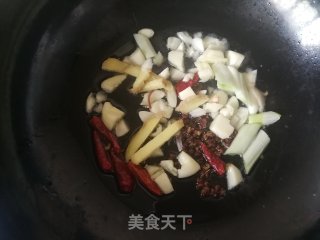 排骨炖土豆的做法步骤：3