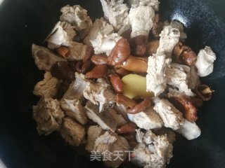 排骨炖土豆的做法步骤：6