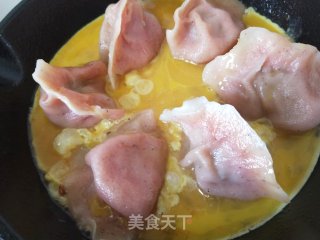 抱蛋煎饺的做法步骤：4