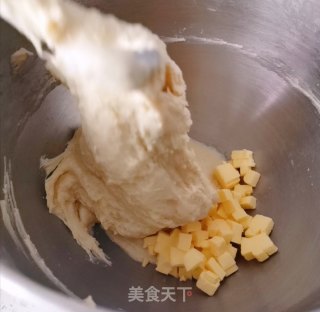 牛奶蜂蜜小餐包的做法步骤：4