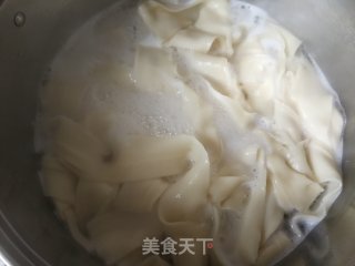 香菇豆芽卤捞烩面的做法步骤：16