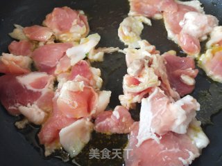 烧烤料煎猪肉片香肠的做法步骤：3