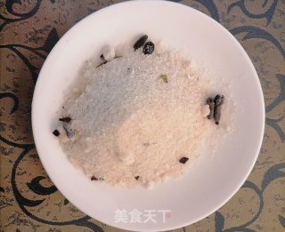 鲜美盐水鸭腿的做法步骤：1