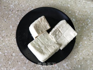 番茄烧豆腐的做法步骤：1