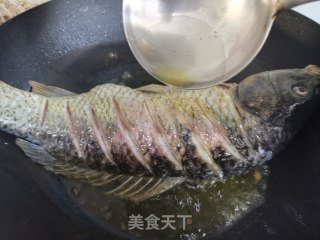 干烧大鲤鱼的做法步骤：6