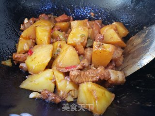 五花肉炖土豆的做法步骤：9