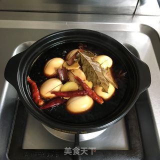 卤鸡蛋的做法步骤：6