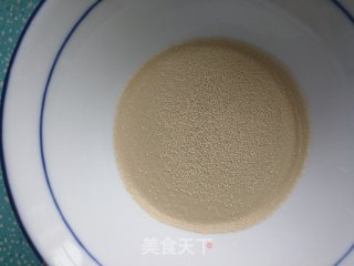 水煎葱香椒盐南瓜花卷的做法步骤：5