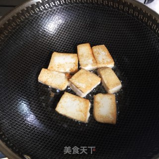 白玉菇烧豆腐的做法步骤：1