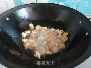 苹果糖醋肉的做法步骤：4