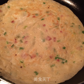 火腿丁鸡蛋饼的做法步骤：8