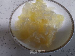 紫薯银耳羹的做法步骤：3