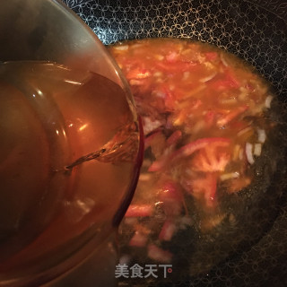 番茄肥牛刀削面的做法步骤：6