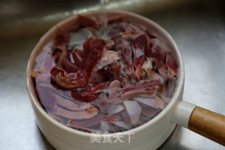 自制酸豆角----酸豆角炒鸡胗的做法步骤：12