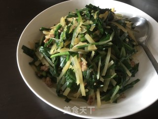 肉末韭菜炒土豆丝的做法步骤：8