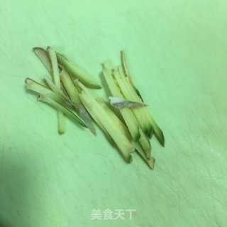 红烧鸡腿的做法步骤：2