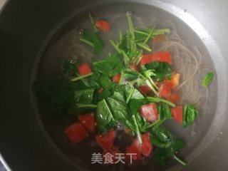 菠菜粉条丸子汤的做法步骤：10