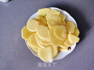 麻辣土豆片的做法步骤：2