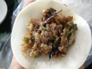 茄子肉馅煎饺的做法步骤：5