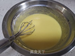 芒果奶油蛋糕卷的做法步骤：4