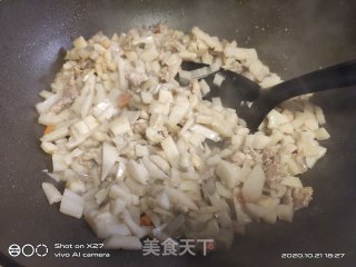 莲藕丁炒肉的做法步骤：8