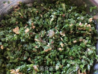 猪肉韭菜三鲜饺子的做法步骤：12