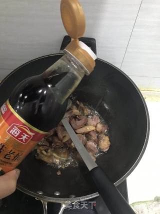 红烧咸鸭腿的做法步骤：5