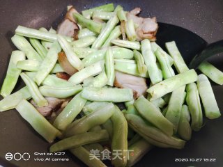 五花肉炒白豆角的做法步骤：4