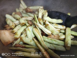 五花肉炒白豆角的做法步骤：7