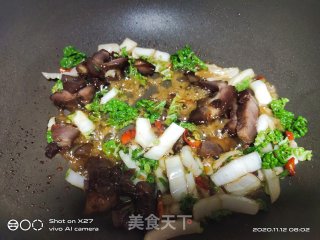 叉烧青菜炒饭的做法步骤：4