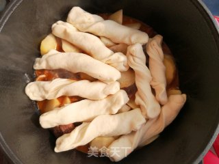 土豆炖排骨+花卷一锅出的做法步骤：14