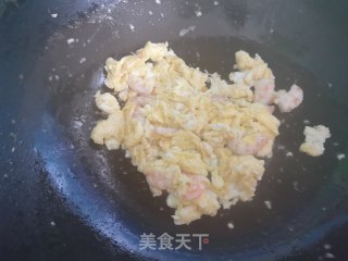 丝瓜鸡蛋炒虾仁的做法步骤：3