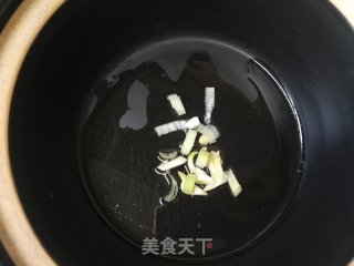 胡萝卜丝瓜蛋花汤的做法步骤：4